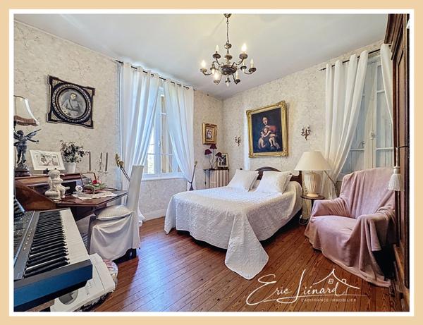 Propriete à vendre 6 pièces SAINT MAIXENT L'ECOLE (79)