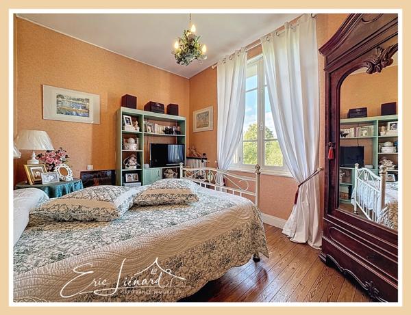 Propriete à vendre 6 pièces SAINT MAIXENT L'ECOLE (79)