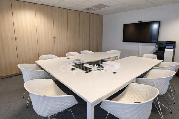 Plateau de Bureaux Moderne 204 m² avec stationnements privatifs couverts et terrasse – Parc des Glaisins (Annecy-le-Vieux)