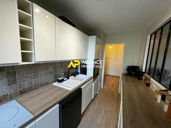 BEZONS _ Appartement 2 pièces 60.6 m2 €240 000 ** - Référence 4438