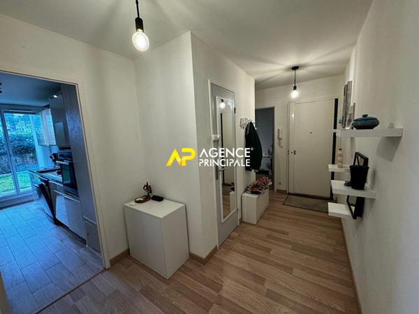 BEZONS _ Appartement 2 pièces 60.6 m2 €240 000 ** - Référence 4438