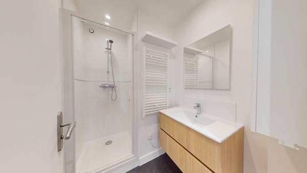 Appartement F2 - balcon - ascenseur