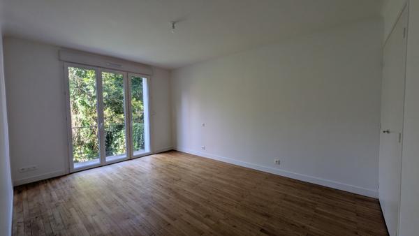 Nantes Zola, Appartement T4 de 81 m² avec balcon, garage et 2 caves, DPE C , Nantes Nantes Zola, Appartement T4 de 81 m² avec balcon, garage et 2 caves, DPE C , Nantes