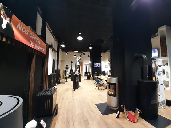 A LOUER : local d'activité - SHOWROOM 280 m² - Visibilité axe passant - NANTES EST