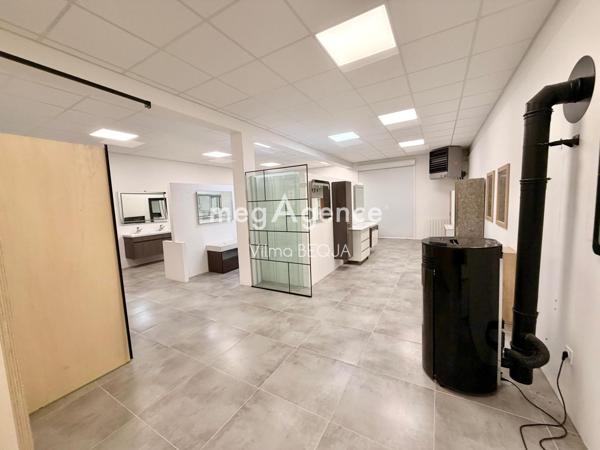 Local Commercial à MALAY-LE-GRAND, 89100 - 10 pièces 464m²