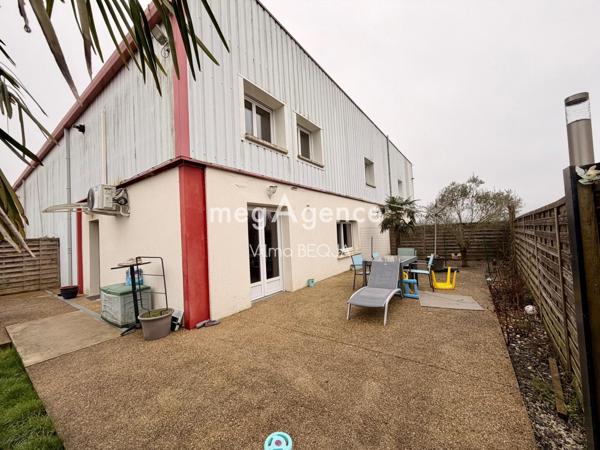 Local Commercial à MALAY-LE-GRAND, 89100 - 10 pièces 464m²