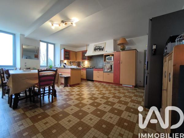 Maison à vendre 6 pièces 162 m² Segré-en-Anjou Bleu