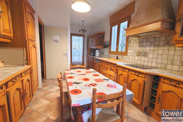 Maison
                                                                                                                                                                                                                                                                                                                        5 pièce(s)                                                                                                                                                                                                          3 chambre(s)                                                                                                                                                                                                          118  m²