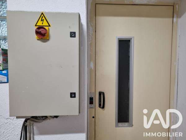 Maison à vendre 10 pièces 179 m² Carpentras