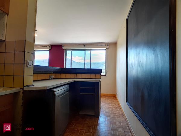 La Tronche-38700- Appartement rénové, 1 chambre , 48 m2 .148000