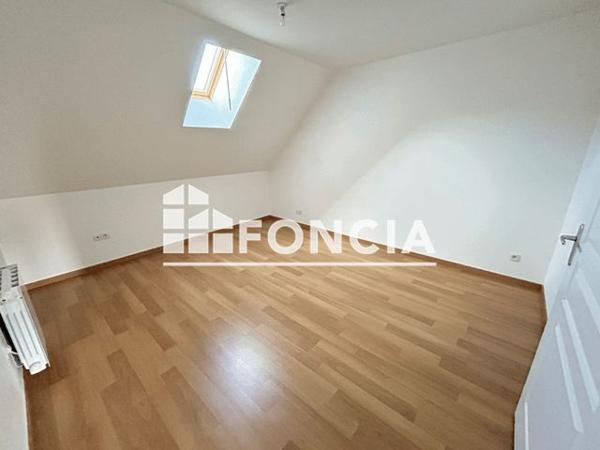 Location Appartement 4 pièces 72 m² - Flers 61100