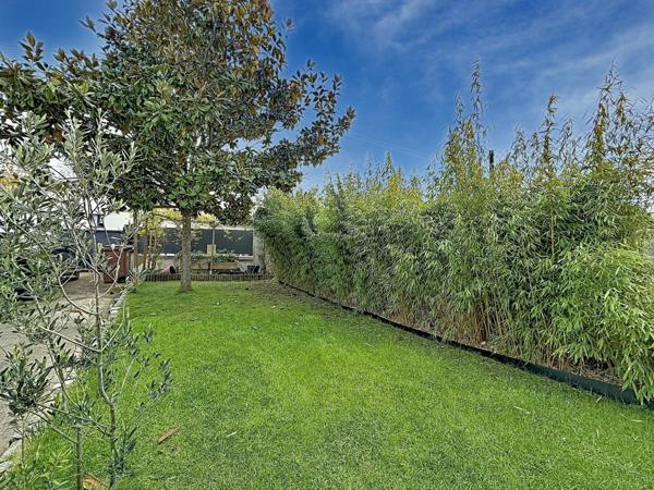 Maison en parfait état 3 chambres DPE D 2 parking