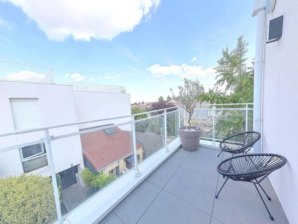 Maison Romainville 4 pièce(s) 82.15 m2