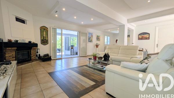 Maison à vendre 6 pièces 193 m² Peymeinade
