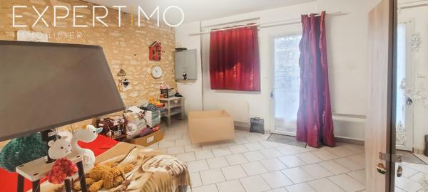 Tocane-Saint-Apre (24350) SPÉCIAL INVESTISSEUR une maison de deux appartements 63 m² et 26 m² centre-ville ,Revenu locatif total : 11 76