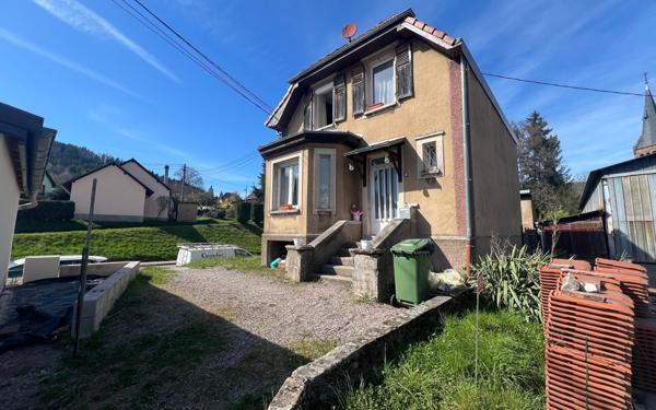 Maison à vendre    5 pièces •  La Broque