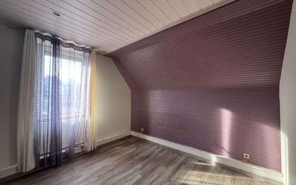 Maison à vendre    5 pièces •  La Broque