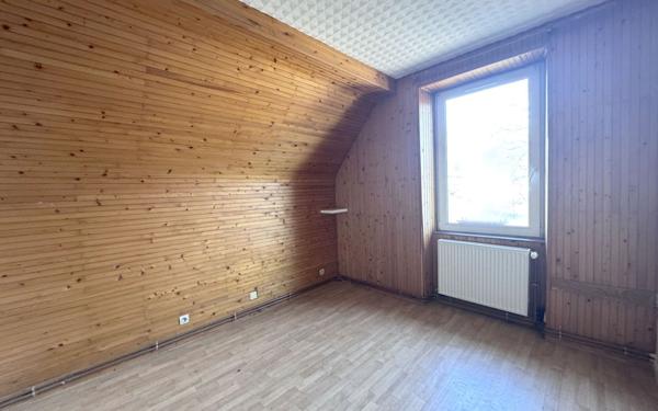 Maison à vendre    5 pièces •  La Broque