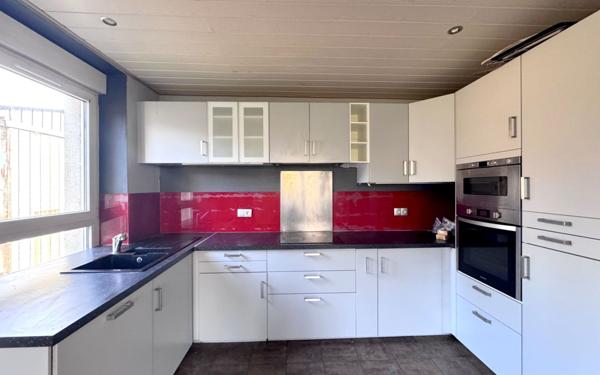 Maison à vendre    5 pièces •  La Broque