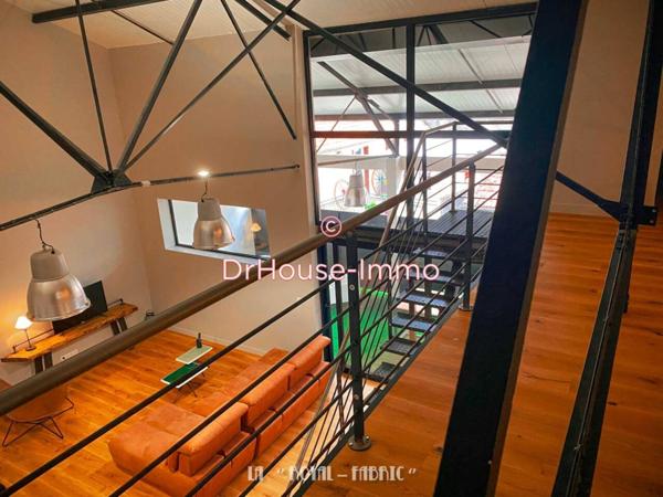 Loft / Atelier à louer 4 pièces de 120 m²