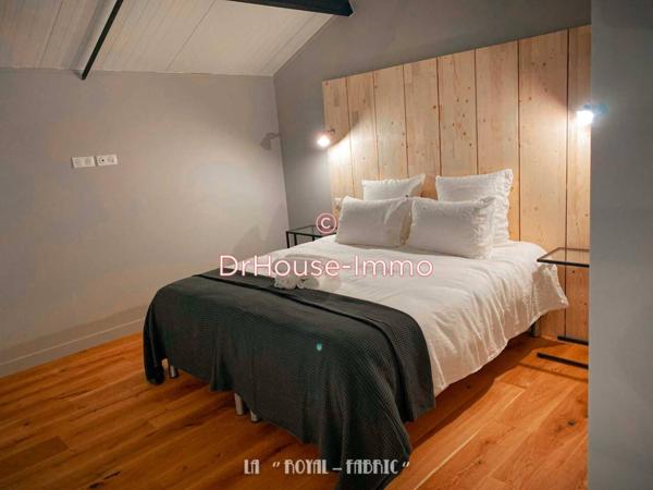 Loft / Atelier à louer 4 pièces de 120 m²