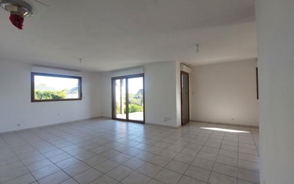 Maison à vendre    5 pièces • 143 m2 Theix