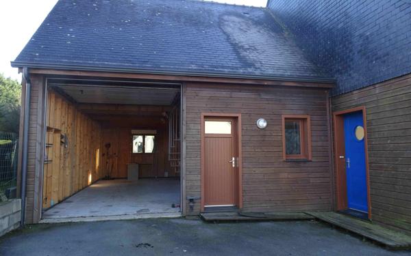 Maison à vendre    5 pièces • 143 m2 Theix