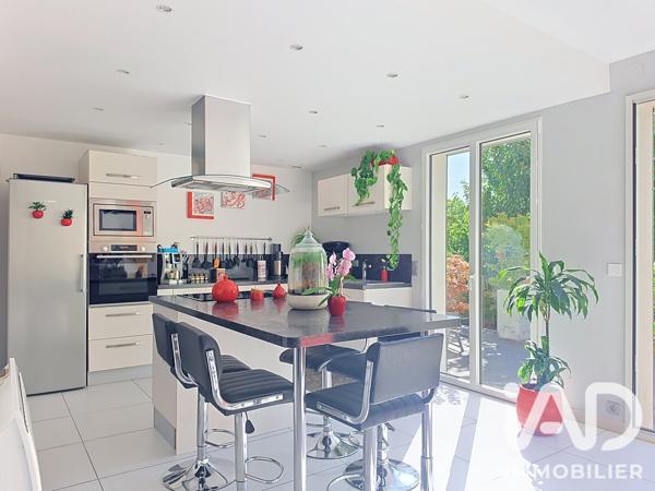 Maison à vendre 6 pièces 155 m² Pontault-Combault