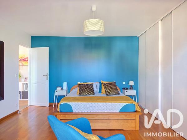 Maison à vendre 6 pièces 155 m² Pontault-Combault