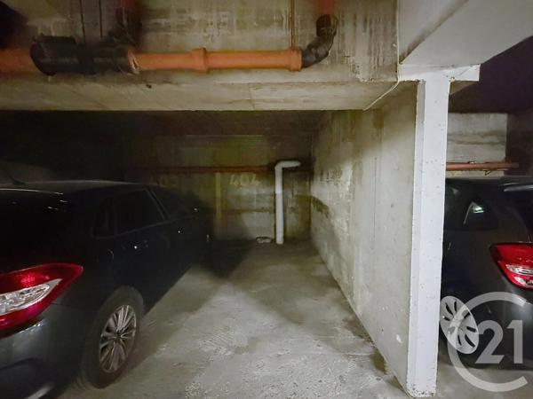 Parking à vendre  8,48 m 2   LE KREMLIN BICETRE  - 94