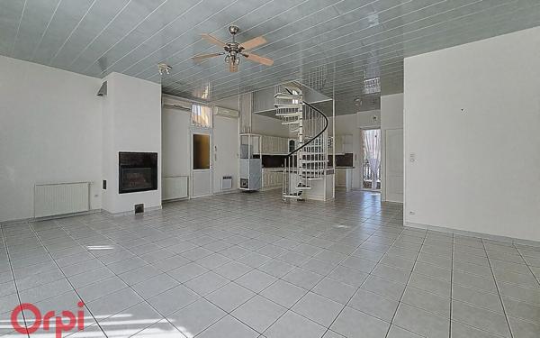 Maison à vendre    5 pièces •  Prades