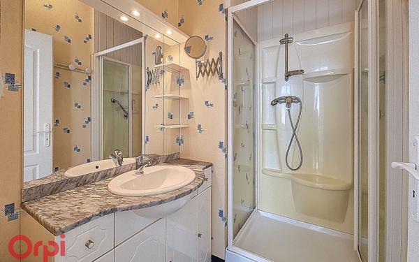 Maison à vendre    5 pièces •  Prades