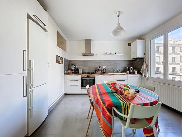 A VENDRE - GRAND APPARTEMENT - TRIANGLE D'OR - BREST