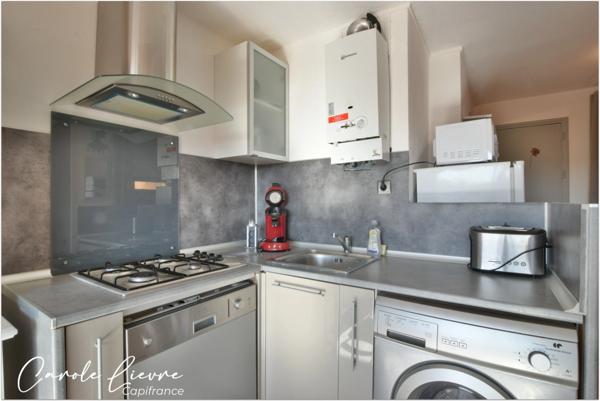 Studio 19 m² avec terrasse - Résidence avec ascenseur, piscine, terrain de tennis, boulodrome