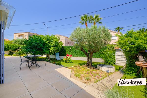Fréjus – Maison mitoyenne de  102 m² - 3 chambres - Garage - Proche des commerces et de la base Nature