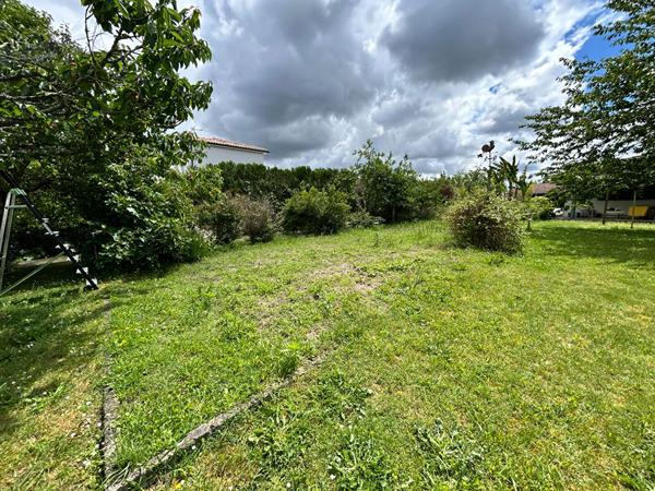 Terrain Tosse 445 m2