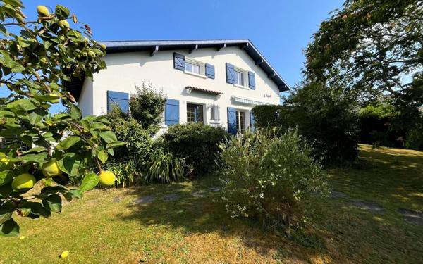 Maison à vendre    6 pièces •  Saint-Martin-de-Seignanx