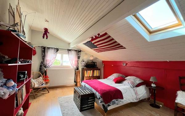 Maison à vendre    6 pièces •  Saint-Martin-de-Seignanx