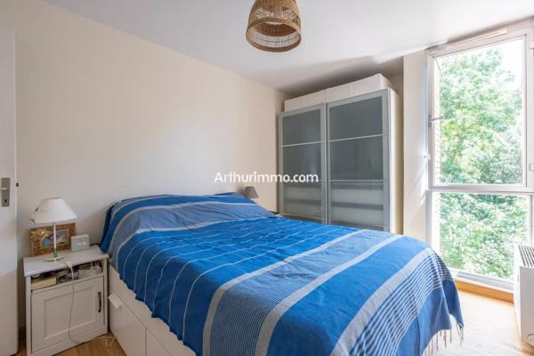 Vente                                                      Appartement
                        
                     5 pièces                      106 m2                     à Sucy-en-Brie