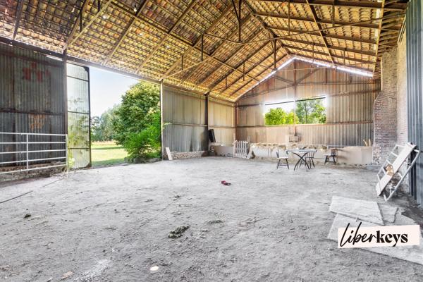 COMINES - FERME AU CARRÉ RÉNOVÉE - 2 GÎTES - GRANGES
