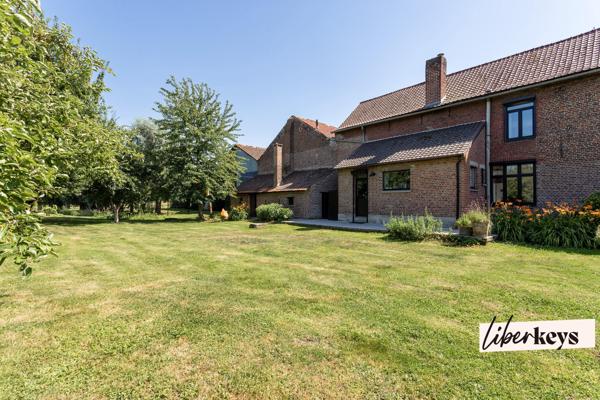 COMINES - FERME AU CARRÉ RÉNOVÉE - 2 GÎTES - GRANGES