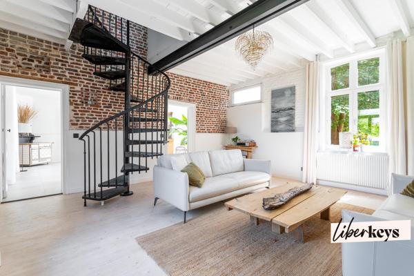 COMINES - FERME AU CARRÉ RÉNOVÉE - 2 GÎTES - GRANGES