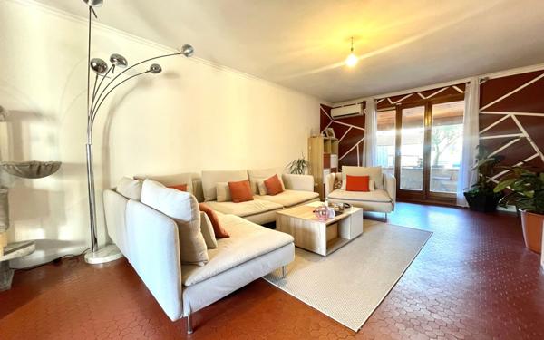 Maison à vendre    5 pièces •  Toulouse