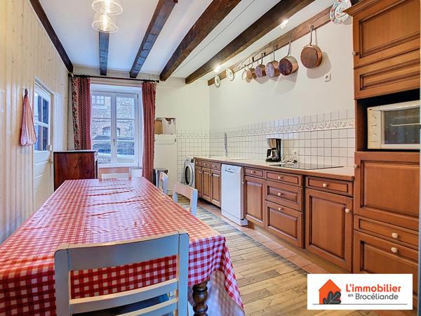 Belle maison de bourg au coeur de Paimpont à louer