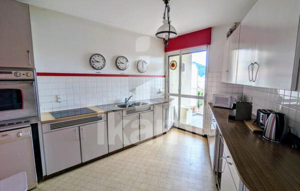 Grand appartement avec vue imprenable