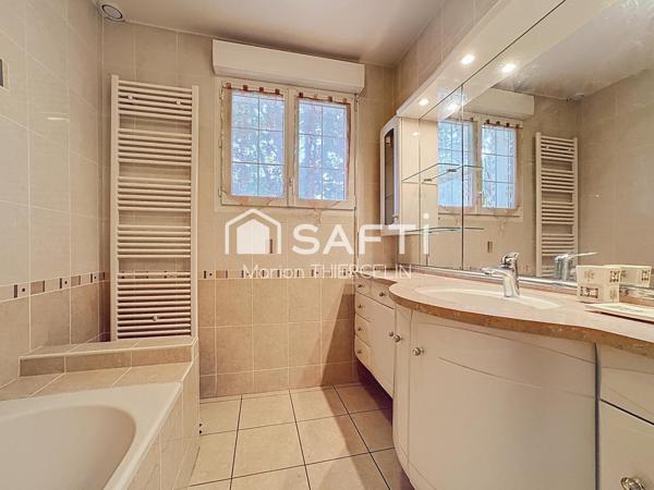 Belle maison familiale de 120m² environ située dans un quartier résidentiel calme