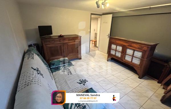 Maison familiale avec piscine et grand jardin