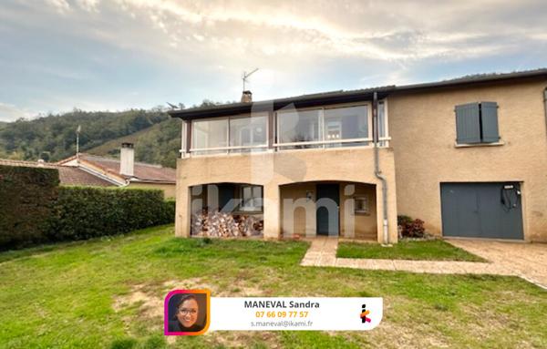 Maison familiale avec piscine et grand jardin