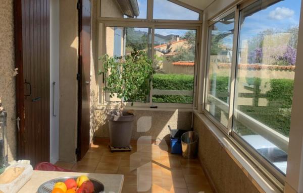 Maison familiale avec piscine et grand jardin