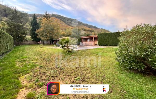 Maison familiale avec piscine et grand jardin
